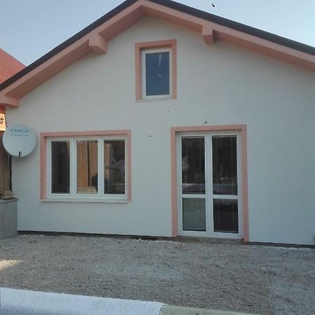 Halex 4 Villa Bojna ภายนอก รูปภาพ