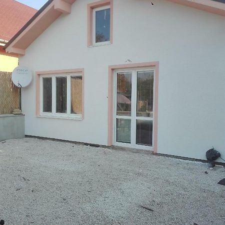 Halex 4 Villa Bojna ภายนอก รูปภาพ